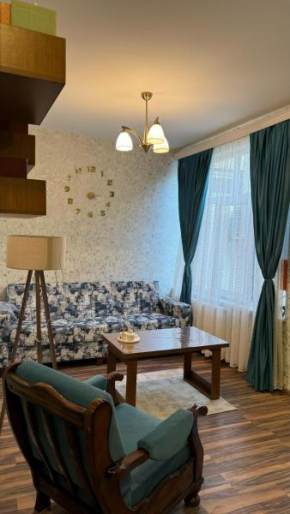Ruya's apartment